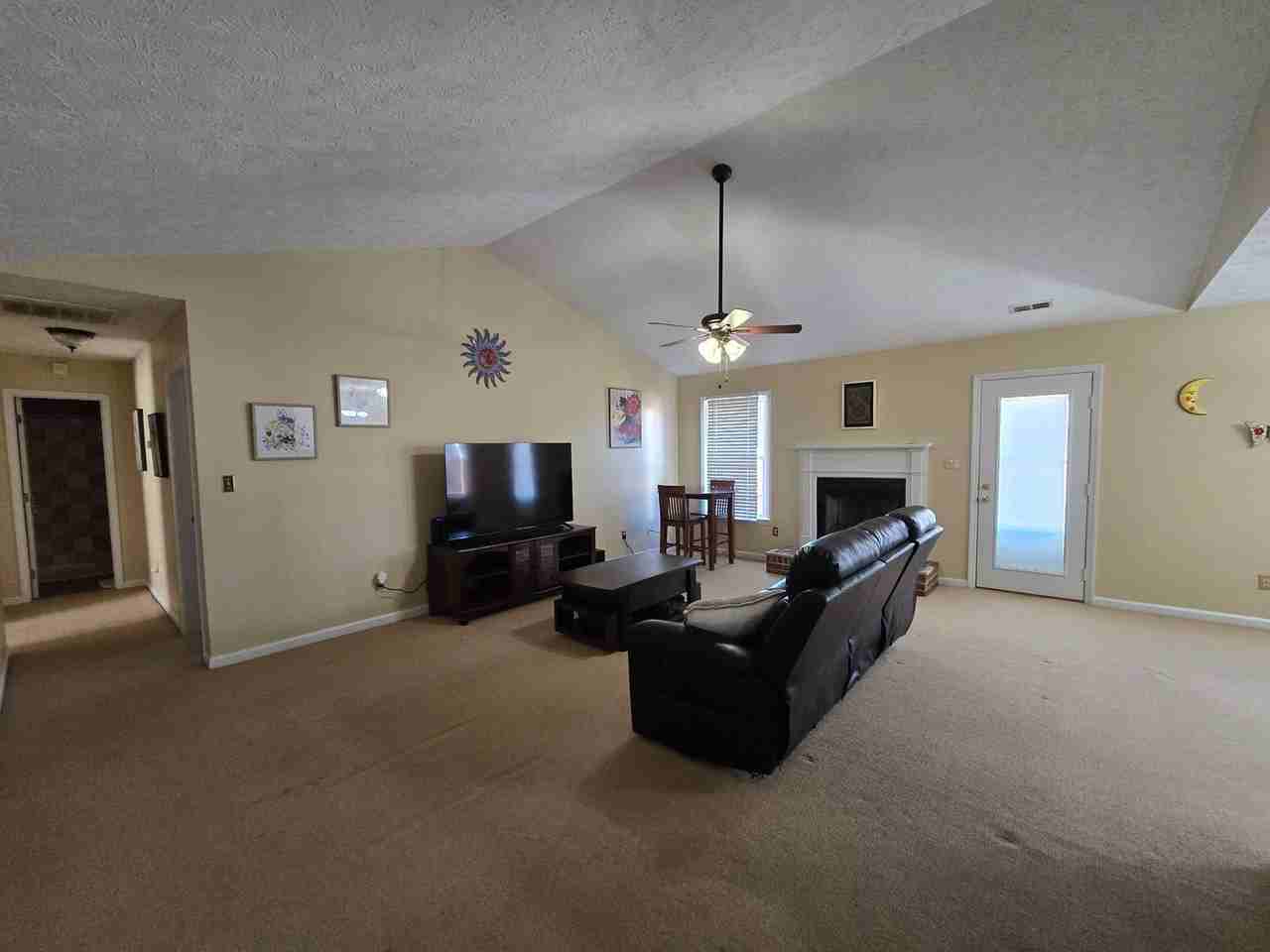 6713 Pacific Ave - Photo 5 of 12