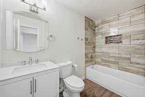 featured image of 4645 Carr St