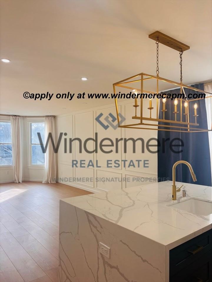 1312 19th St - Photo 7 of 19