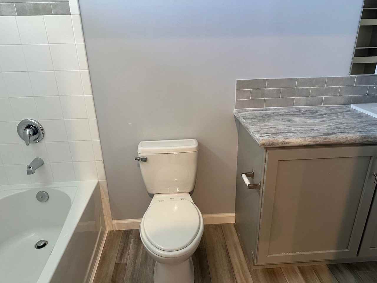 15591 Charmwood Dr - Photo 7 of 11