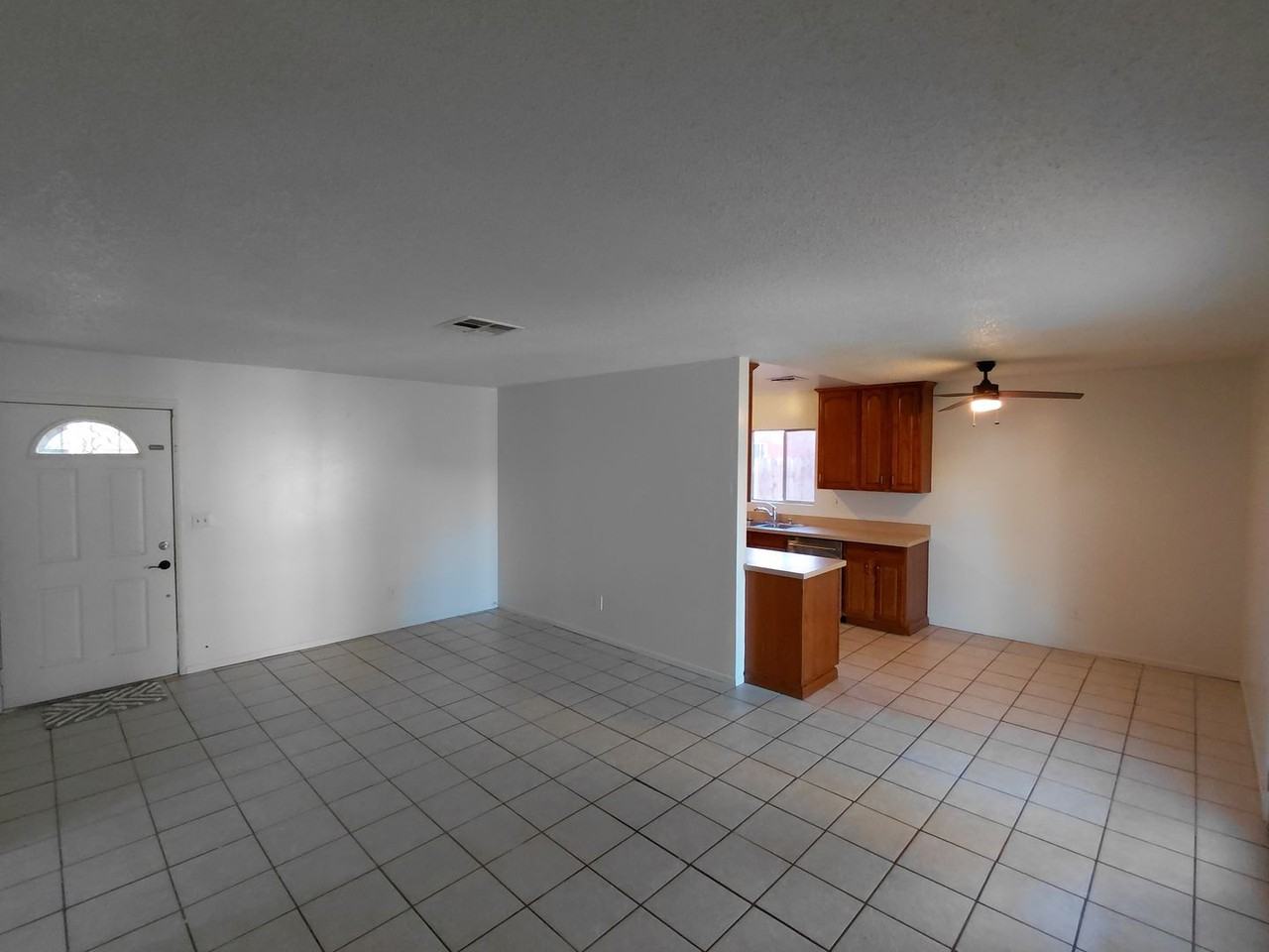 738 Brentwood Ave - Photo 2 of 18