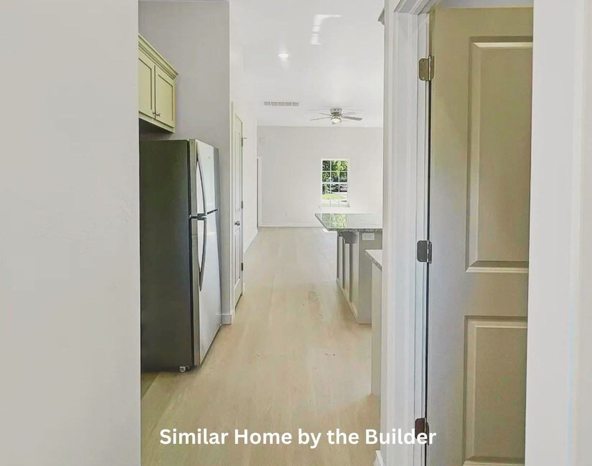 2120 Charles Whitlow Ave - Photo 7 of 16