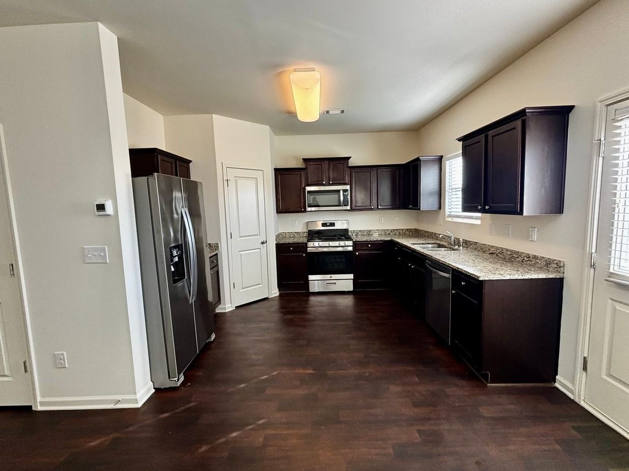 343 Merigold Way - Photo 5 of 24