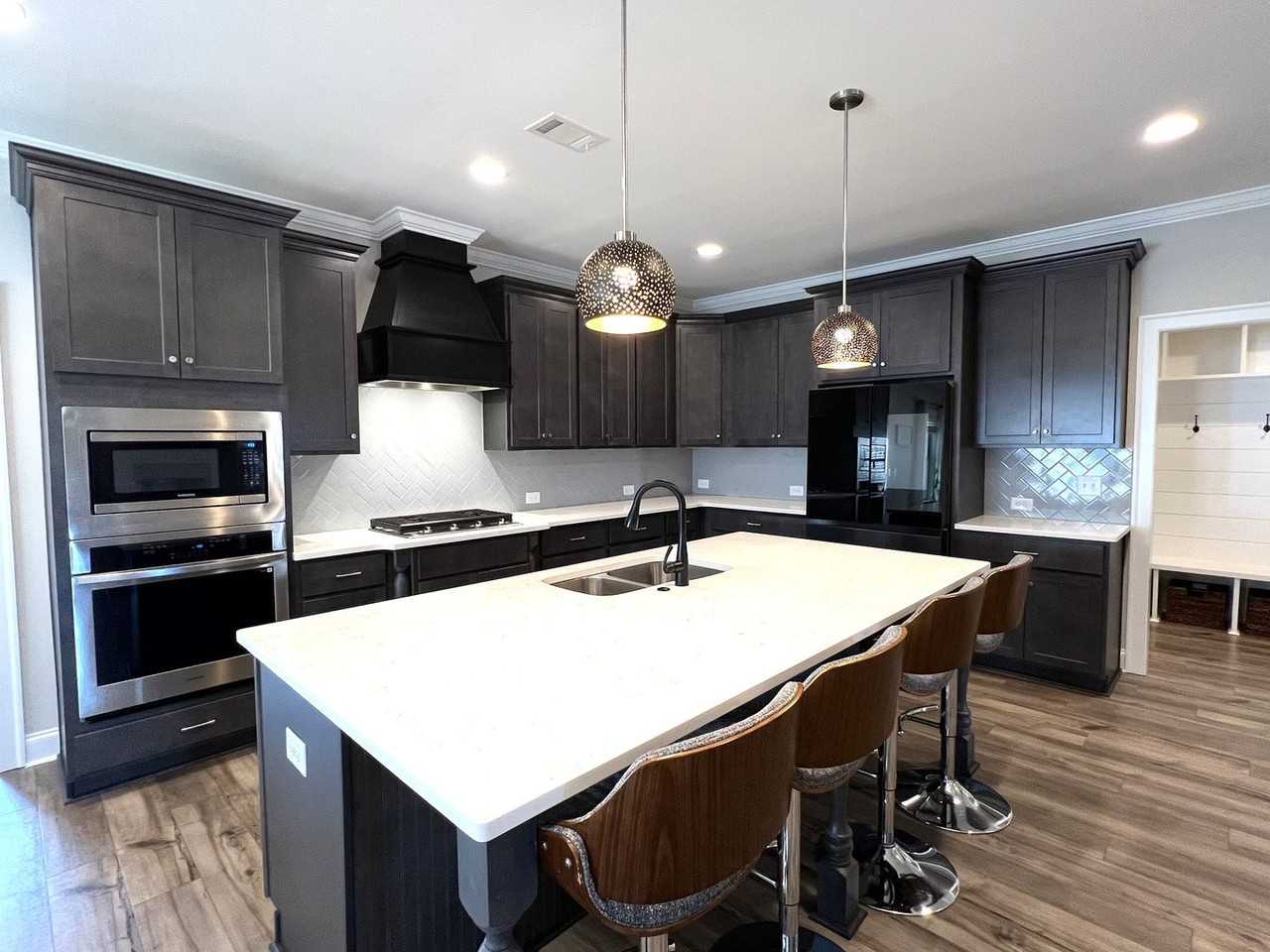 150 Lenore Ct - Photo 6 of 26