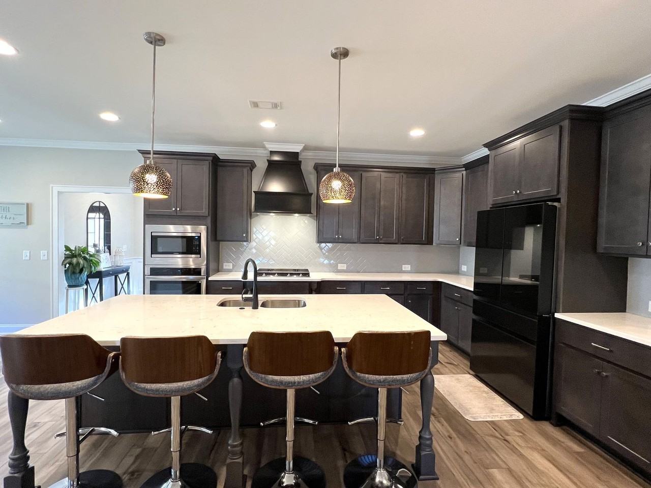 150 Lenore Ct - Photo 7 of 26