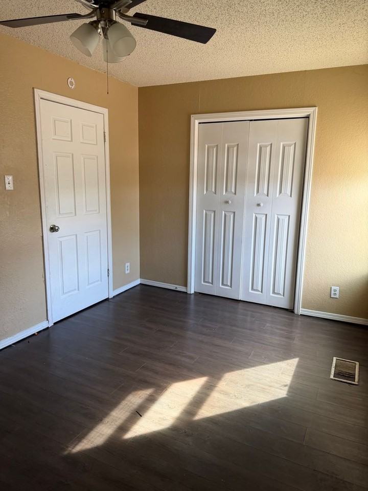 2600 Grim Ave - Photo 2 of 9