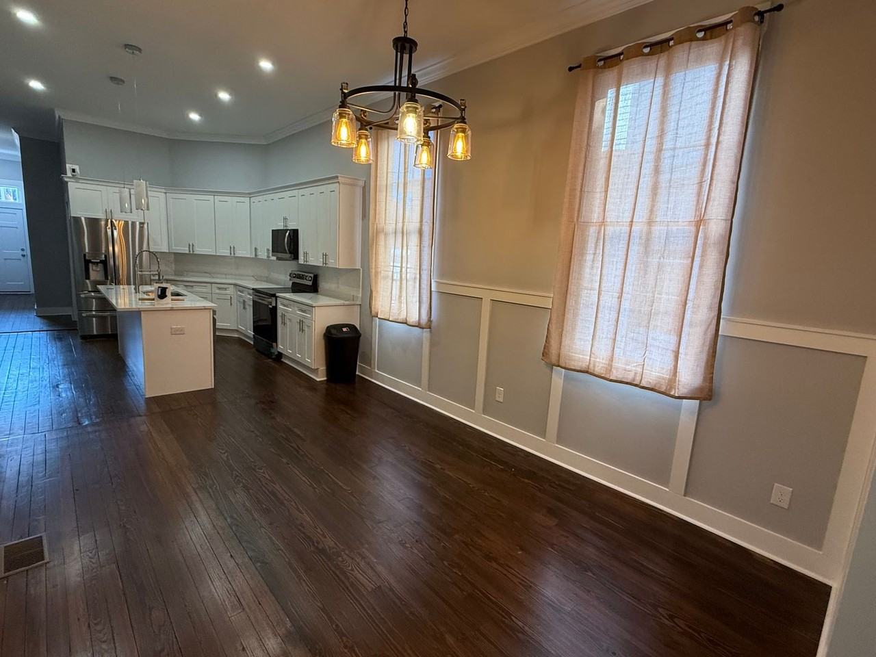 217 W 36th St - Photo 5 of 12