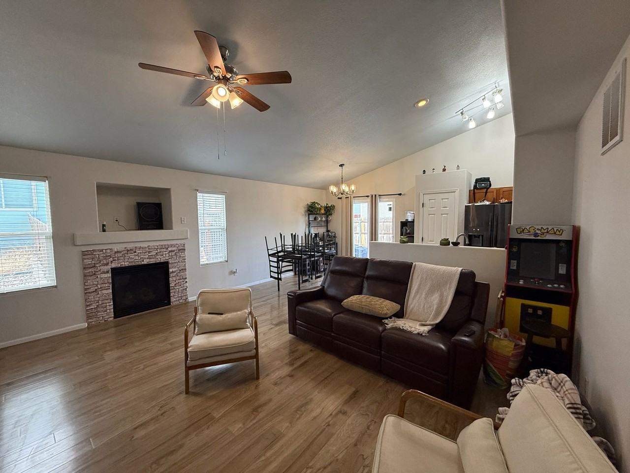 7672 Fiona Ln - Photo 6 of 15