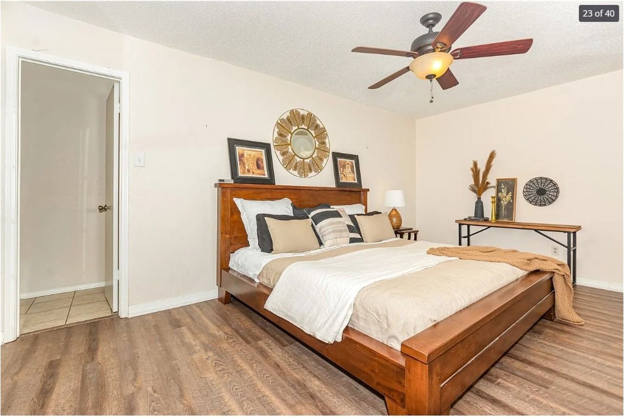 404 Nita Ln - Photo 2 of 21