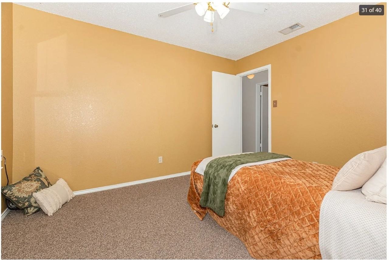 404 Nita Ln - Photo 4 of 21