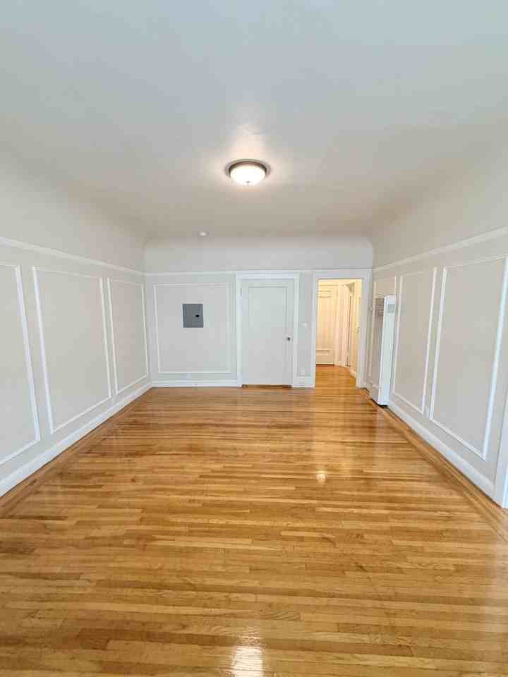 The Franklin Building - Photo 2 of 6