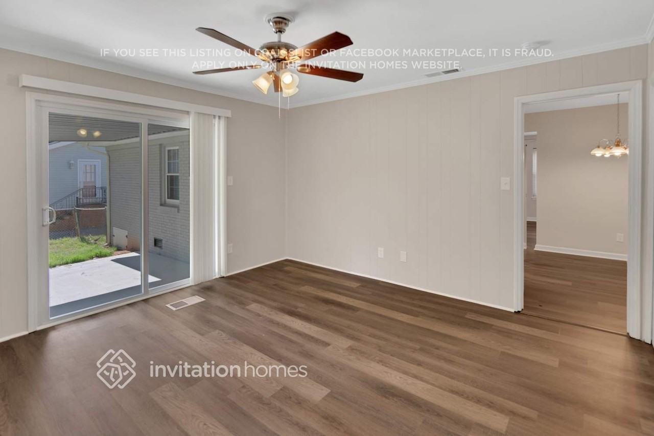 7112 David Ave - Photo 6 of 28