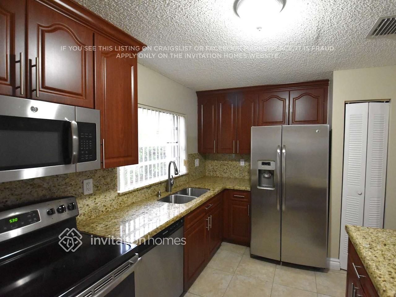 14075 Langley Pl - Photo 6 of 19