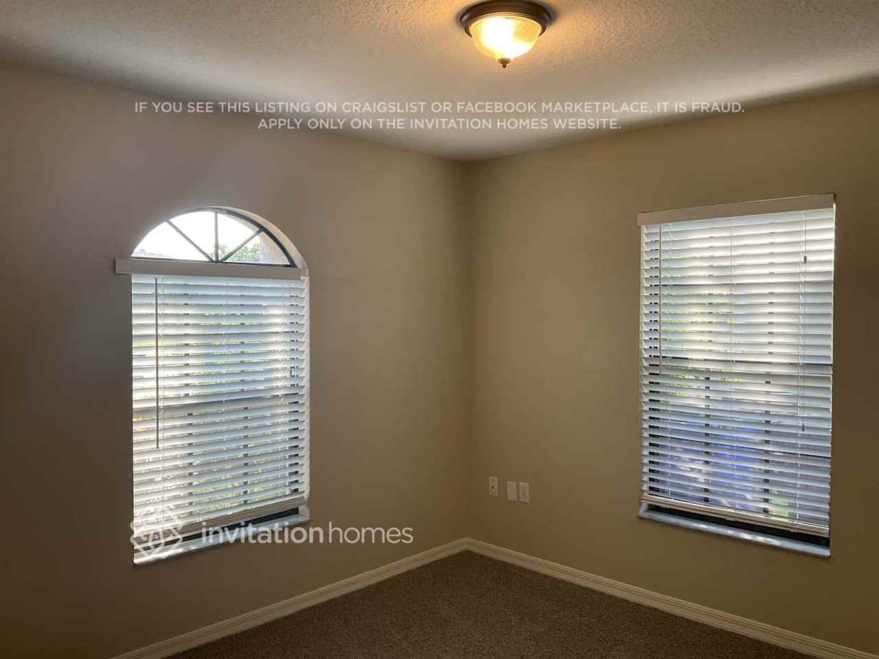 2388 Sweetwater Blvd - Photo 7 of 11