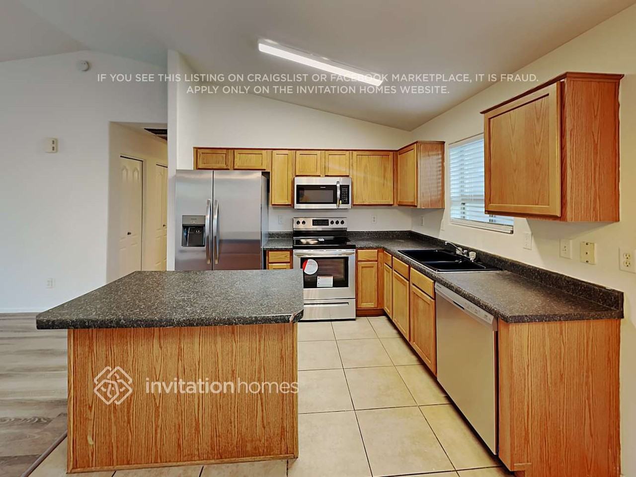 28531 N Dolomite Ln - Photo 6 of 17