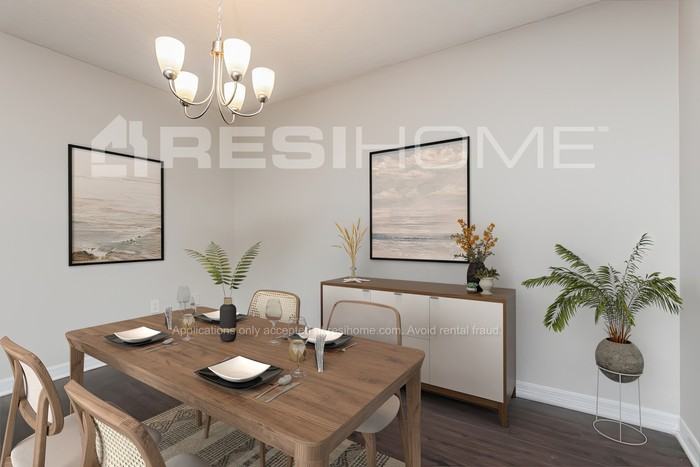 1309 Lark Ct - Photo 3 of 18