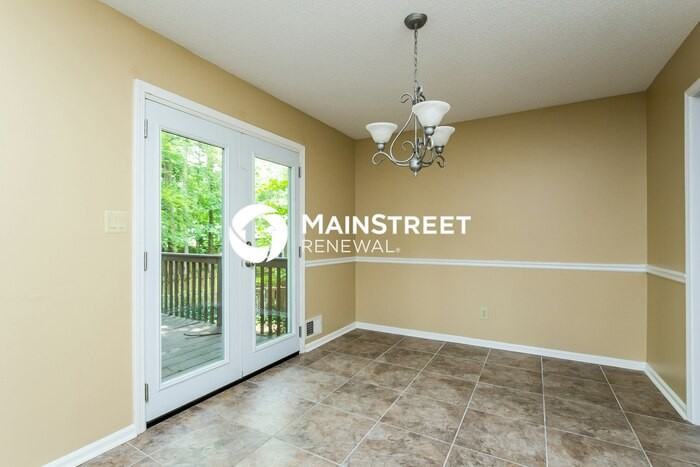 505 Wood Crest Ct - Photo 5 of 15