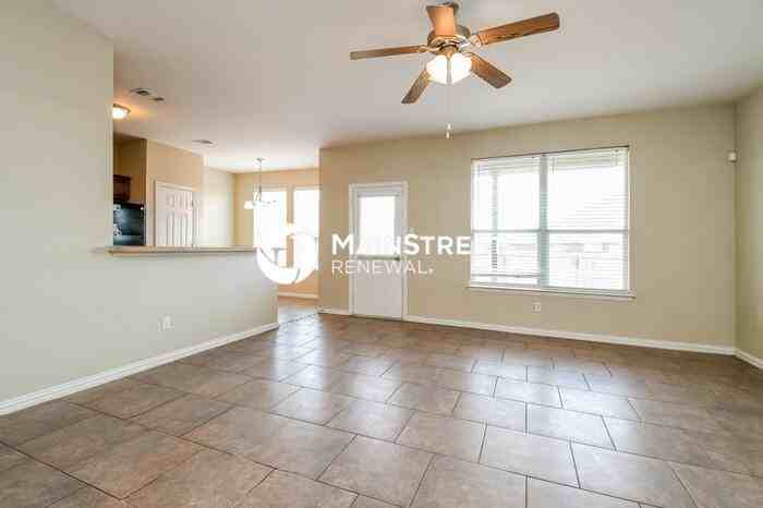 288 Edison Ln - Photo 4 of 16