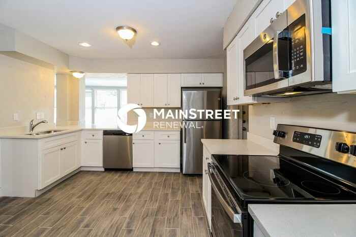 1638 Chisolm Trl - Photo 6 of 16