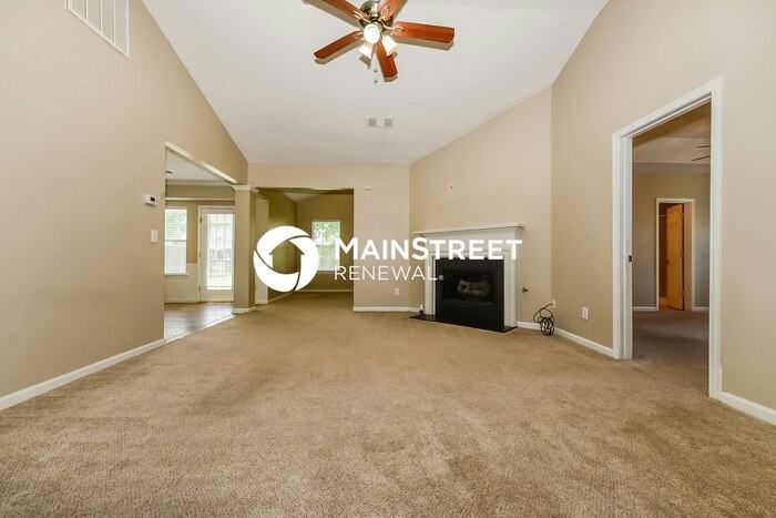 437 Summer Hill Cir - Photo 2 of 16