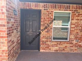 1505 W Llano Estacado Blvd #A - Photo 1 of 1