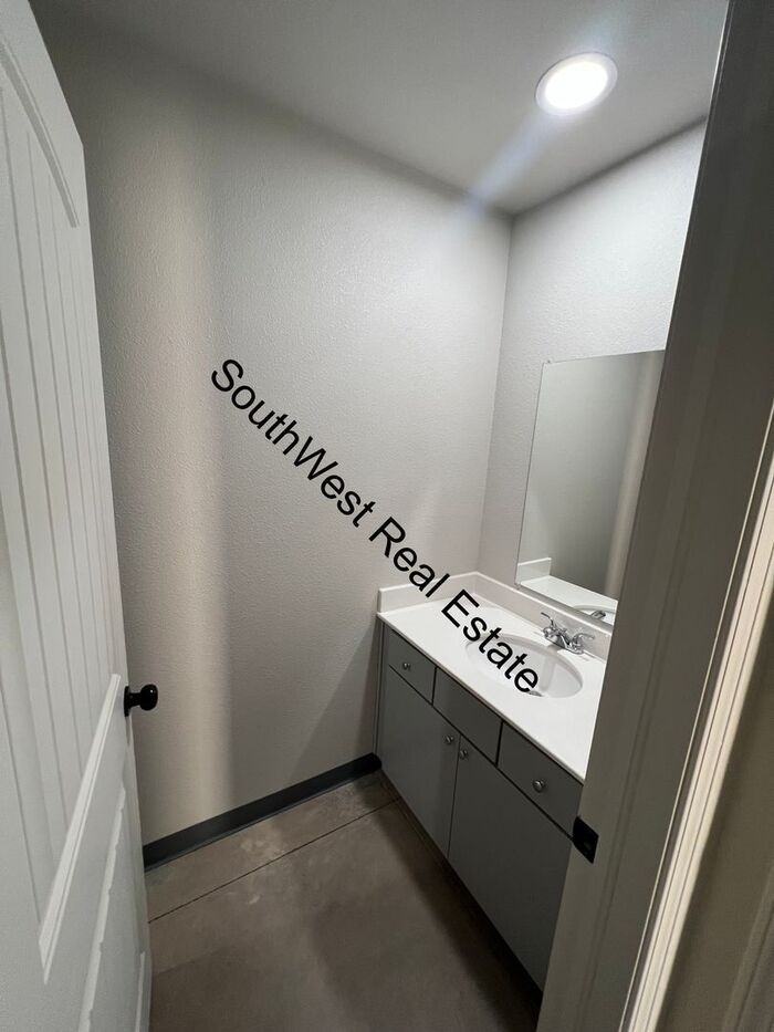 1505 W Llano Estacado Blvd #A - Photo 6 of 30