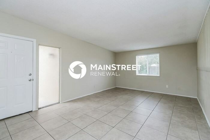 9811 E 33rd St - Photo 6 of 16