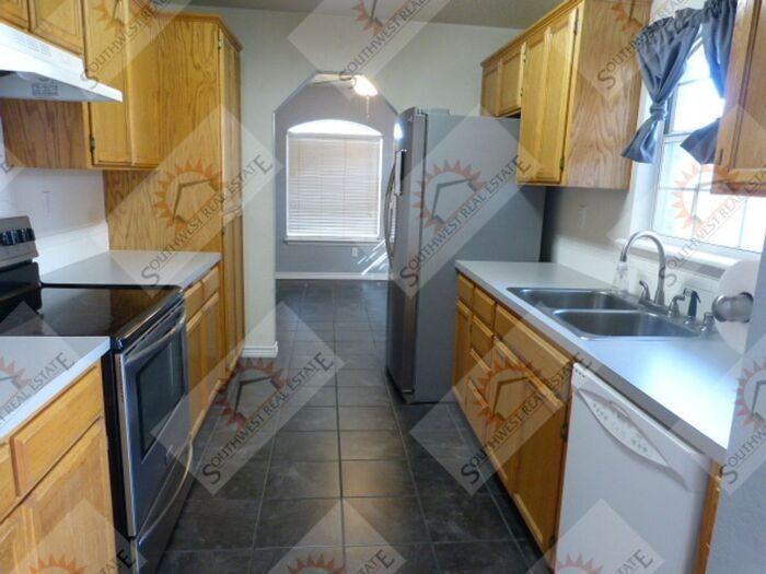 300 Burro Trl - Photo 6 of 14