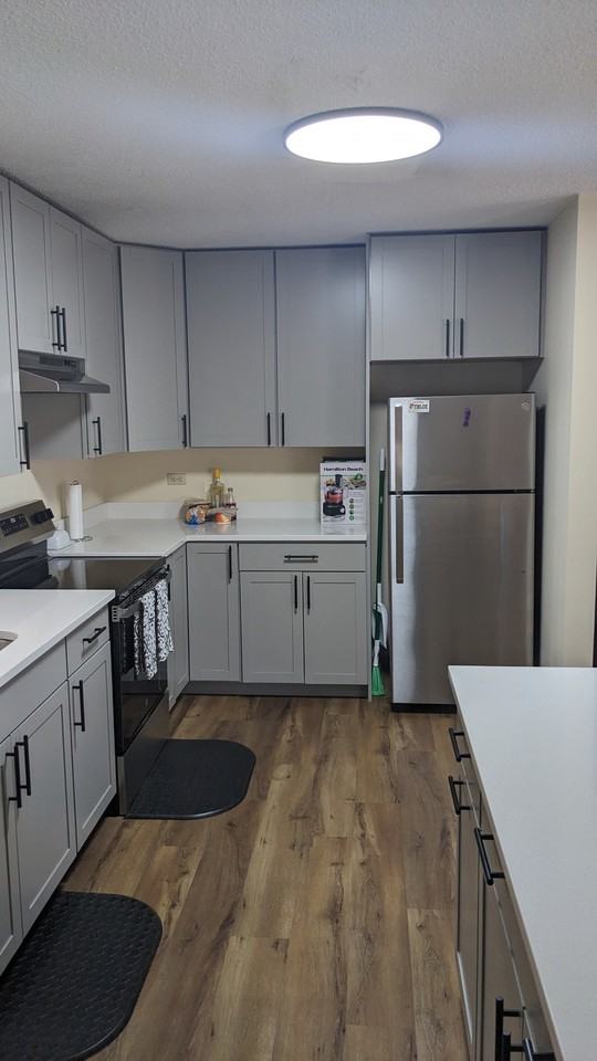 13344 Parkwood Dr #223 - Photo 3 of 35