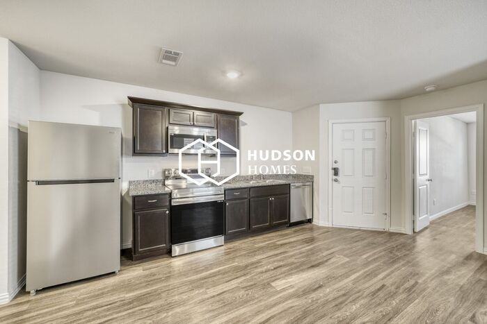 603 S 18th St #A - Photo 4 of 14