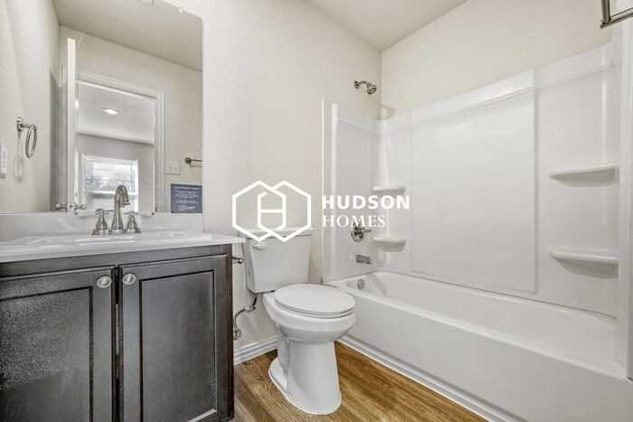 708 S 24th St #B - Photo 7 of 14