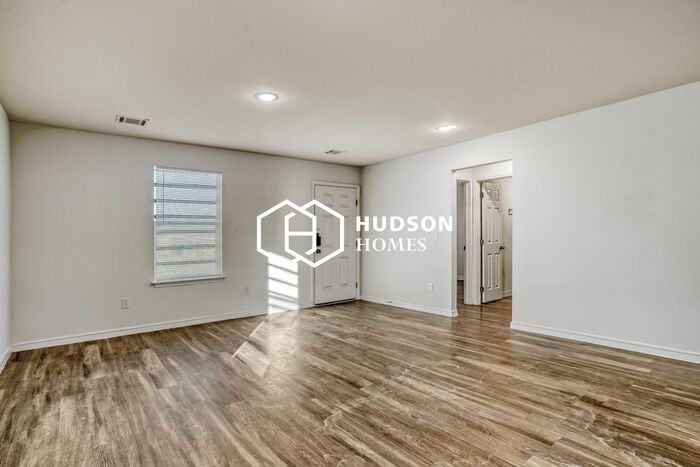 1200 N Van Buren St - Photo 3 of 14