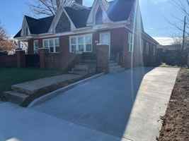 featured image of 802 Nw 31st St #1