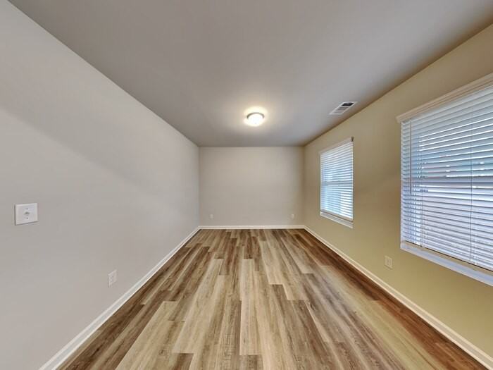 15 Blake Ave - Photo 4 of 21