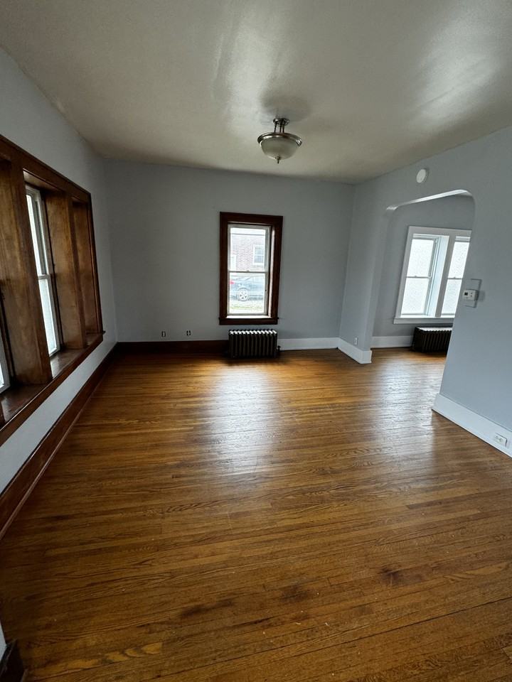 439 Eagle School Rd #1 - Photo 3 of 14