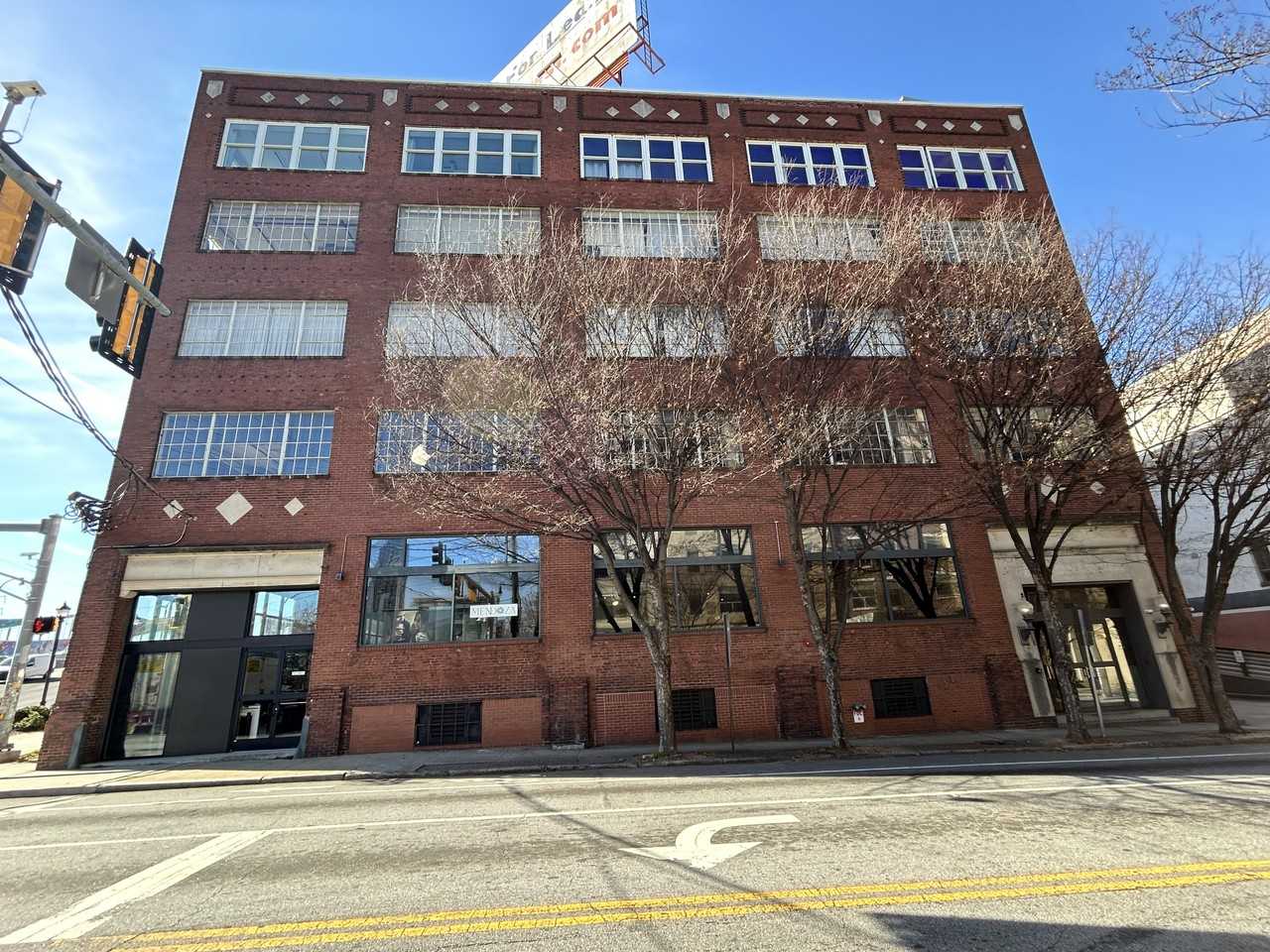 426 Marietta St Nw #502 - Photo 3 of 34