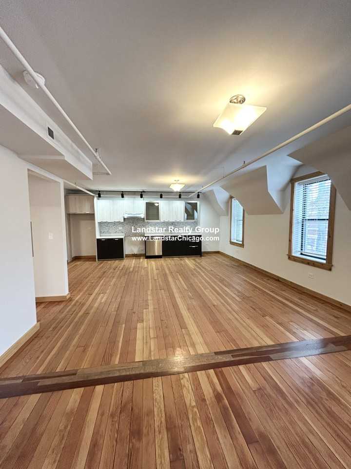 4600 S Ellis Ave #214