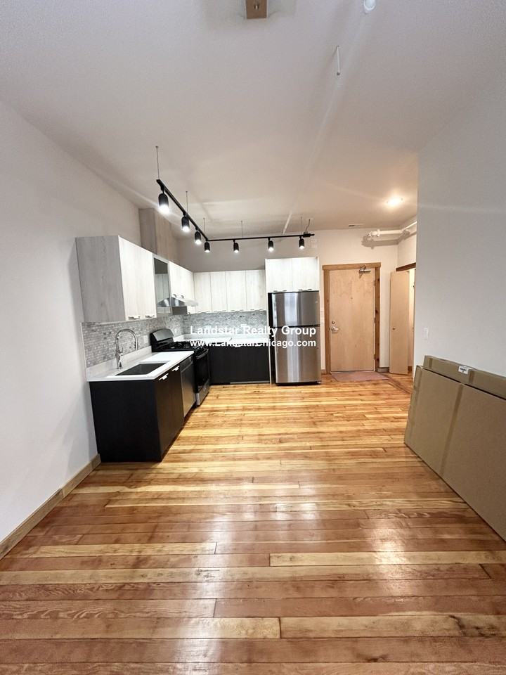 4600 S Ellis Ave #203