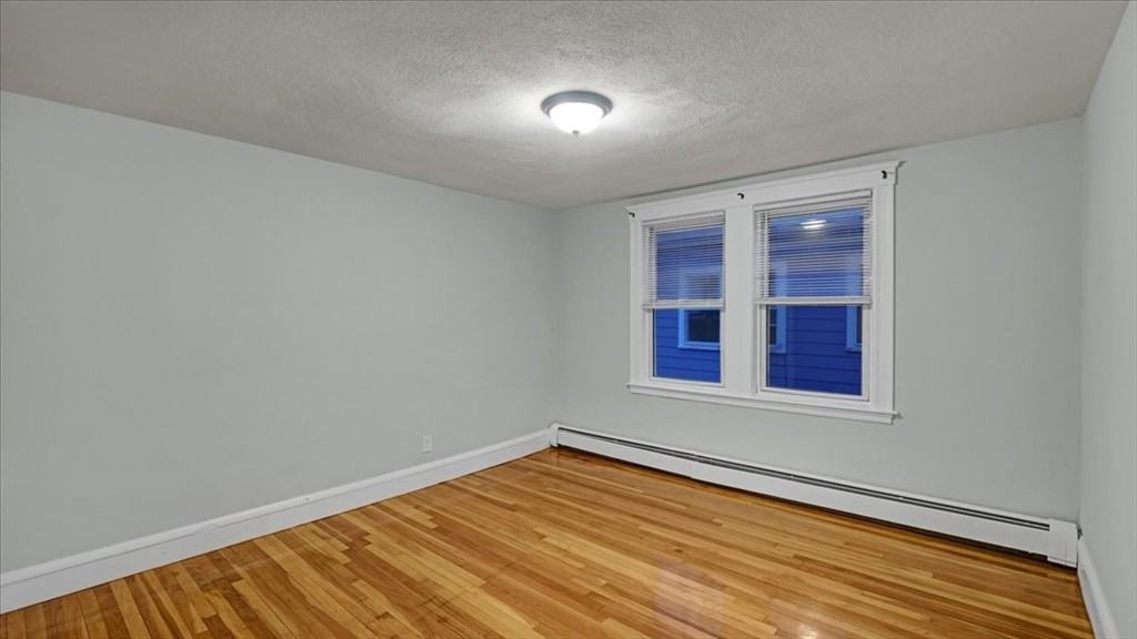 11 Ginita St #3 - Photo 7 of 9