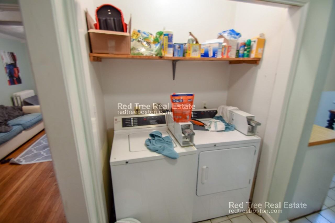 15 Radnor Rd #1 - Photo 3 of 20