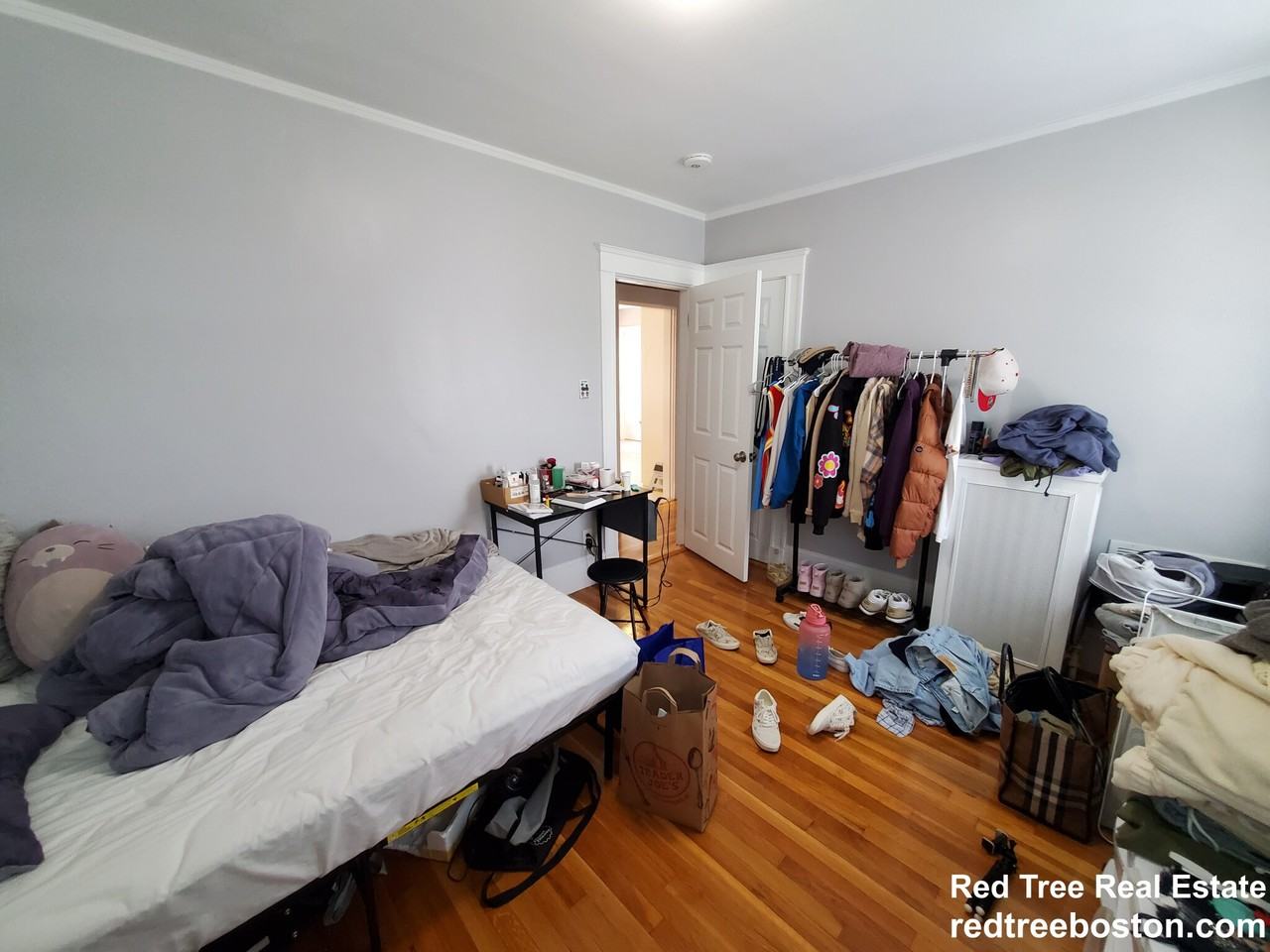 7 Elmira St #1 - Photo 4 of 16