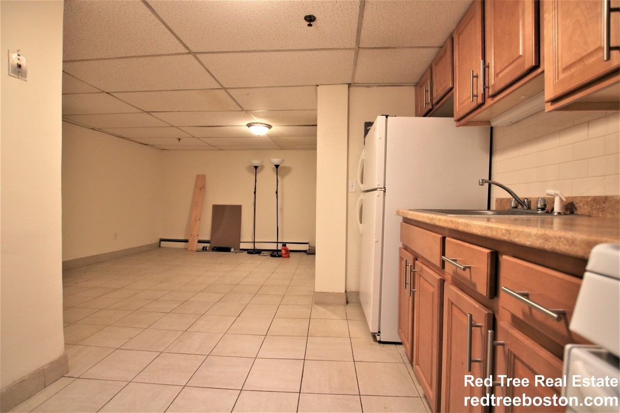 1160 Commonwealth Ave #0D