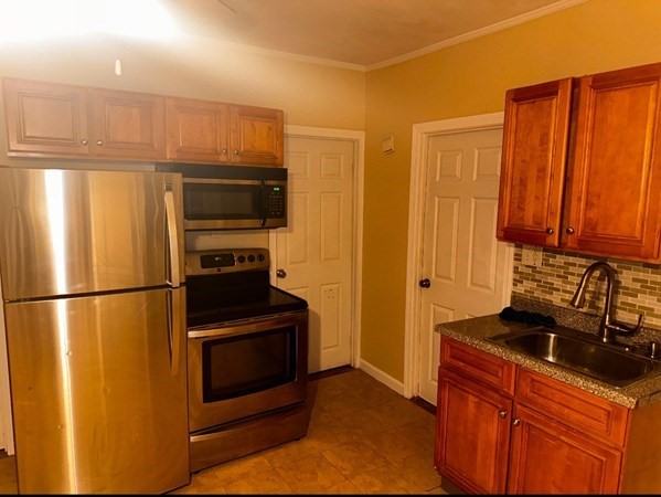 1 Electric St #2 - Photo 5 of 13