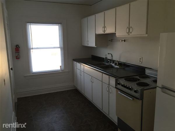 433 W Crosstown Pkwy - Photo 2 of 10