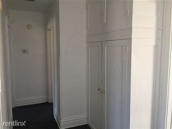 433 W Crosstown Pkwy - Photo 3 of 10