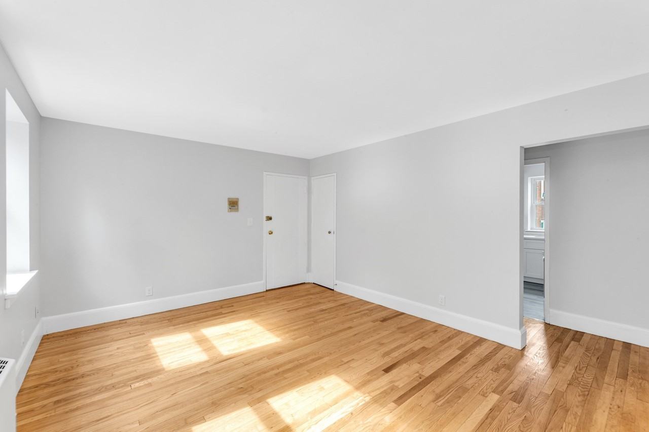 98 Morton St #57 - Photo 5 of 10