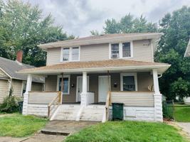 featured image of 1729 Edwards Ave Ne #1729