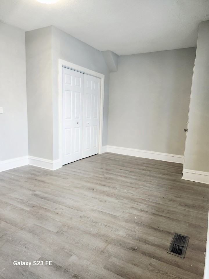 20 Harold St #1stFL20 - Photo 2 of 8