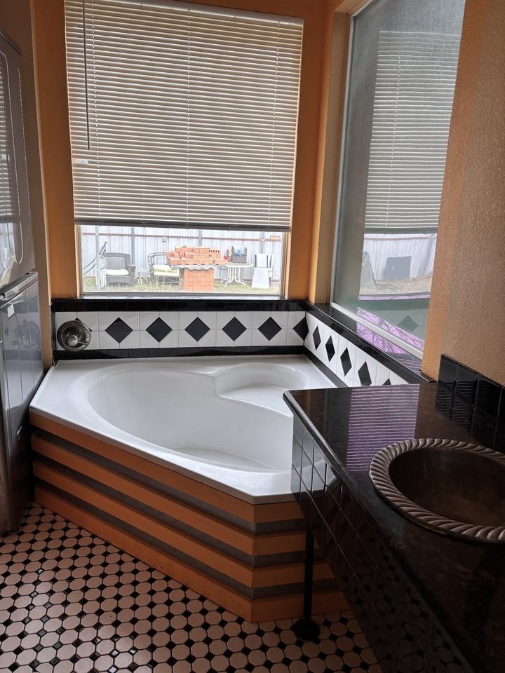 715 Hill Alley St #NA - Photo 5 of 6