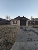 719 W 13th St #NA - Photo 1 of 1